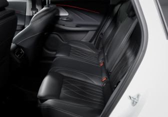 Подержанный автомобиль Chery Arrizo 8 2023 года (10 фото)