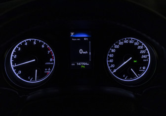 Подержанный автомобиль Toyota Camry Sedan 2018 года (12 фото)