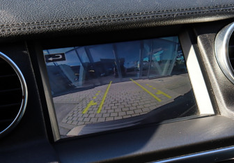 Подержанный автомобиль Land Rover Discovery 2014 года (14 фото)