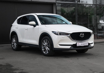 Подержанный автомобиль Mazda CX-5 2021 года (3 фото)