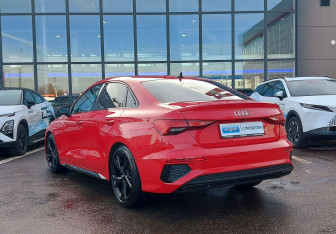 Подержанный автомобиль Audi A3 Sedan 2020 года (8 фото)