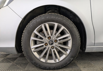 Подержанный автомобиль Citroen C4 Sedan 2020 года (12 фото)