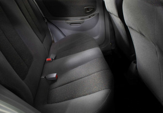 Подержанный автомобиль Hyundai Accent Sedan 2008 года (10 фото)