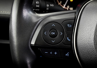 Подержанный автомобиль Toyota RAV4 2021 года (27 фото)