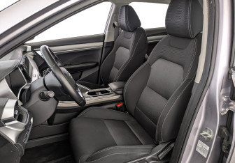 Подержанный автомобиль Geely Coolray 2022 года (20 фото)