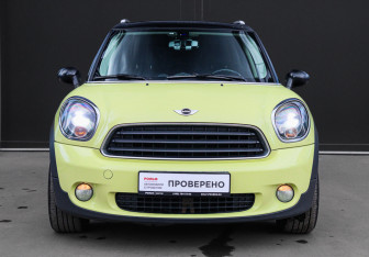 Подержанный автомобиль MINI Countryman 2011 года (2 фото)