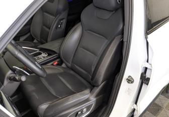 Подержанный автомобиль Geely Tugella 2023 года (19 фото)