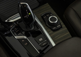 Подержанный автомобиль BMW X3 2020 года (15 фото)