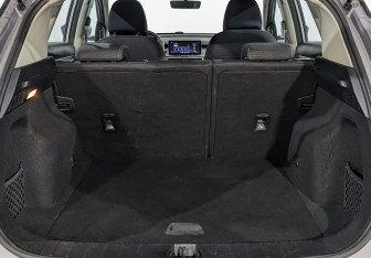 Подержанный автомобиль Geely Coolray 2022 года (9 фото)