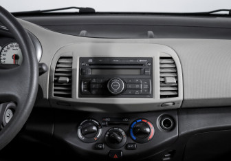 Подержанный автомобиль Nissan Micra Hatchback 2008 года (10 фото)