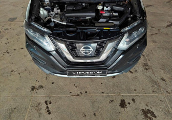 Подержанный автомобиль Nissan X-Trail 2019 года (16 фото)