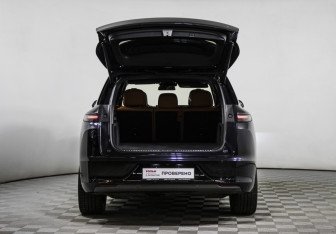 Подержанный автомобиль LiXiang L7 2023 года (20 фото)