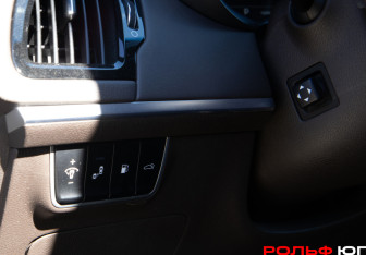 Подержанный автомобиль Kia Stinger 2018 года (22 фото)