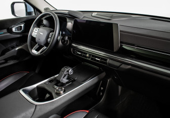 Подержанный автомобиль Haval H3 2024 года (11 фото)