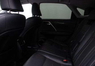 Подержанный автомобиль Lexus RX 2016 года (11 фото)