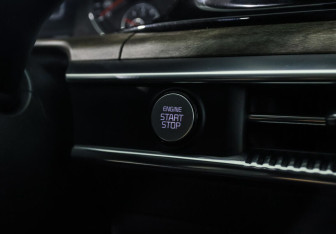 Подержанный автомобиль Kia K5 2021 года (13 фото)