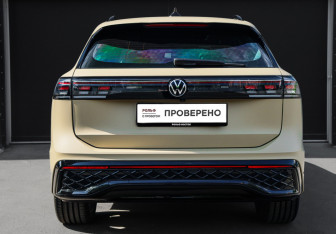 Подержанный автомобиль Volkswagen Tiguan 2024 года (5 фото)