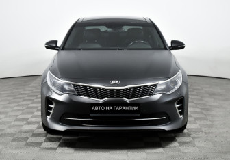 Подержанный автомобиль Kia Optima Sedan 2016 года (2 фото)