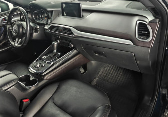 Подержанный автомобиль Mazda CX-9 2018 года (9 фото)