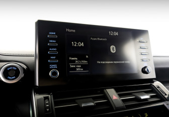 Подержанный автомобиль Toyota Land Cruiser Suv 2021 года (28 фото)