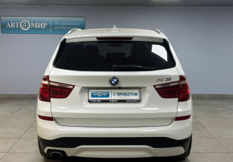 Подержанный автомобиль BMW X3 2015 года (6 фото)