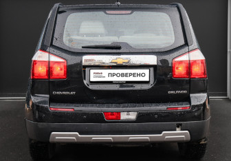 Подержанный автомобиль Chevrolet Orlando 2013 года (5 фото)