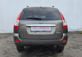 Подержанный автомобиль LADA (ВАЗ) Priora Wagon 2015 года (6 фото)