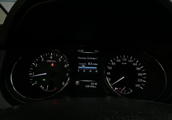 Подержанный автомобиль Nissan Qashqai 2016 года (14 фото)