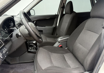 Подержанный автомобиль LADA (ВАЗ) Priora Sedan 2014 года (10 фото)