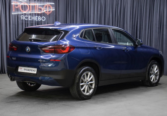 Подержанный автомобиль BMW X2 2021 года (5 фото)