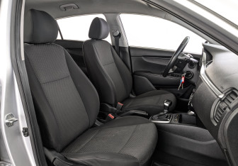 Подержанный автомобиль Kia Rio Hatchback 2021 года (21 фото)