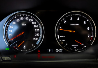 Подержанный автомобиль BMW X2 2020 года (13 фото)