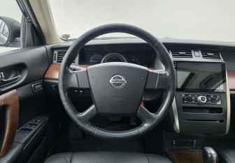 Подержанный автомобиль Nissan Teana 2007 года (12 фото)