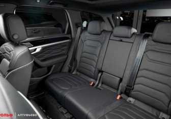 Новый Volkswagen Touareg 2025 (15 фото)