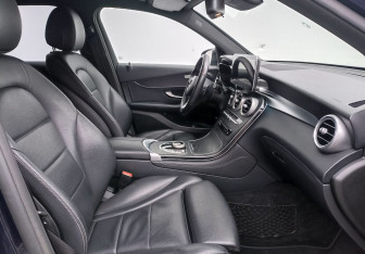 Подержанный автомобиль Mercedes-Benz GLC Coupe 2018 года (10 фото)