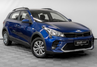 Подержанный автомобиль Kia Rio Hatchback 2021 года (3 фото)