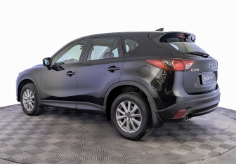 Подержанный автомобиль Mazda CX-5 2015 года (7 фото)