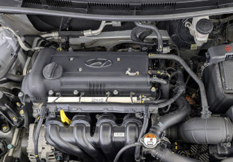 Подержанный автомобиль Hyundai Solaris Sedan 2015 года (9 фото)