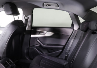 Подержанный автомобиль Audi A4 Sedan 2020 года (12 фото)