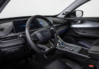 Подержанный автомобиль Chery Tiggo 7 Pro Max 2023 года (10 фото)