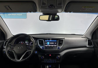 Подержанный автомобиль Hyundai Tucson 2017 года (12 фото)