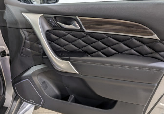 Подержанный автомобиль Haval H9 2022 года (26 фото)