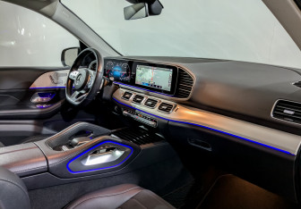 Подержанный автомобиль Mercedes-Benz GLE 2021 года (11 фото)