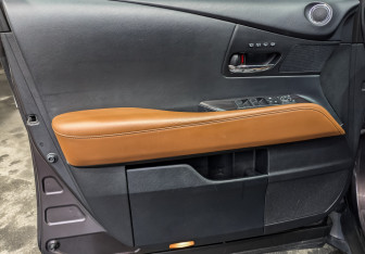 Подержанный автомобиль Lexus RX 2014 года (18 фото)