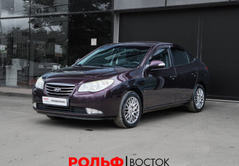 Подержанный автомобиль Hyundai Elantra Sedan 2010 года (1 фото)