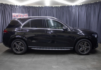 Подержанный автомобиль Mercedes-Benz GLE 2019 года (4 фото)