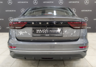 Подержанный автомобиль Geely Emgrand 2023 года (6 фото)