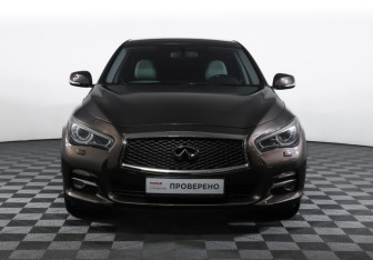 Подержанный автомобиль Infiniti Q50 2014 года (2 фото)