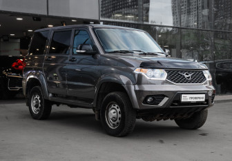 Подержанный автомобиль УАЗ Patriot 2019 года (3 фото)