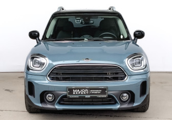 Подержанный автомобиль MINI Countryman 2021 года (2 фото)